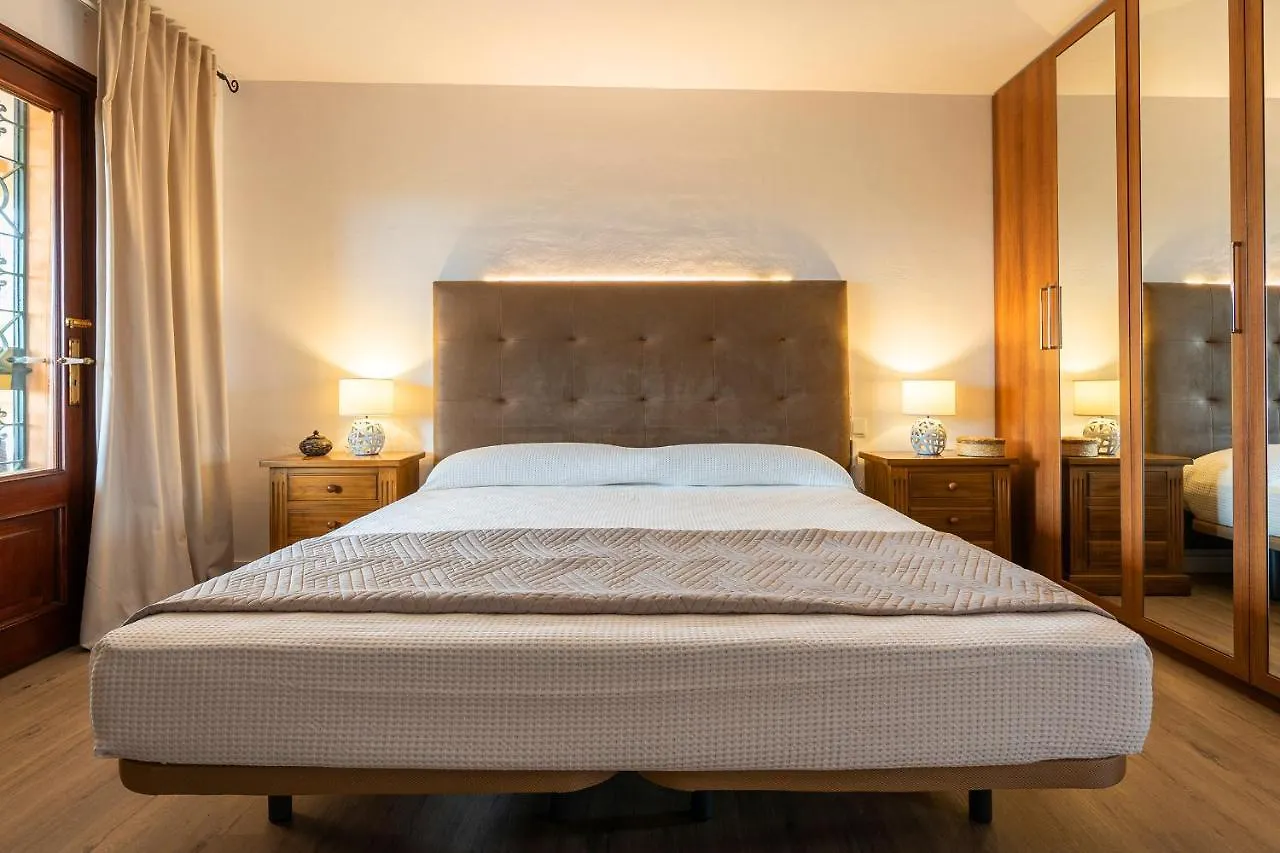 Villa Monsebo, Pool Tennis & Minigolf Algaida  Spanien