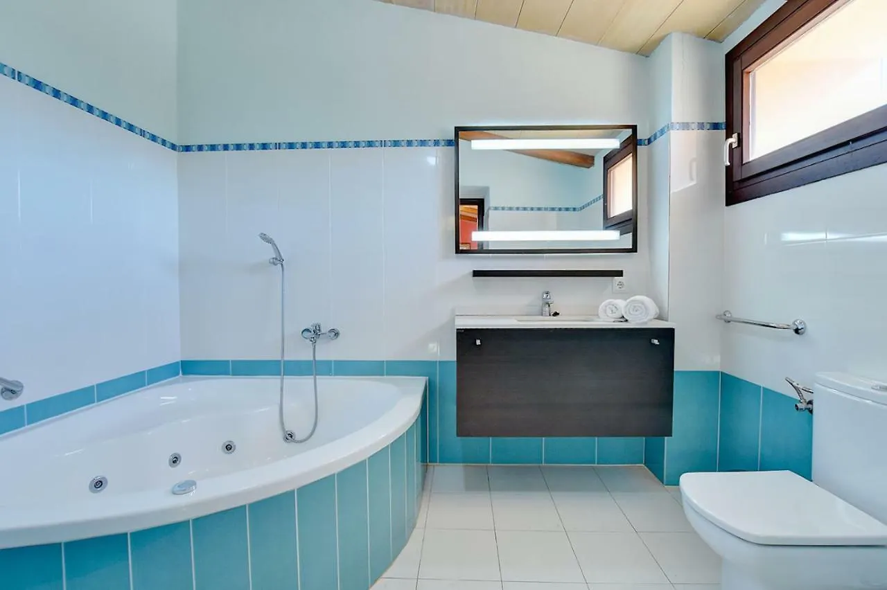 Villa Monsebo, Pool Tennis & Minigolf Algaida  Spanien